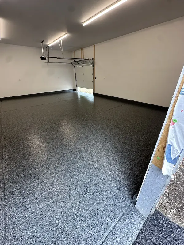 Finished flake garage floor
