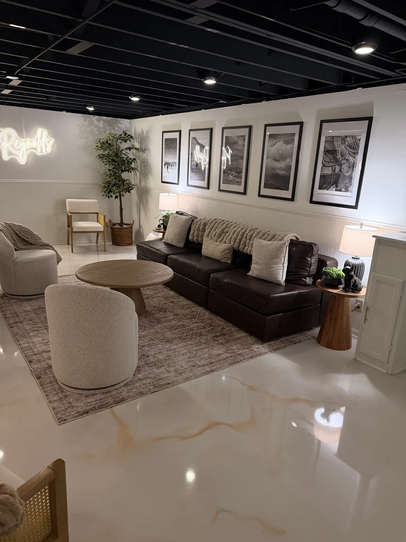 Marble Metallic installed by Blackline Coatings